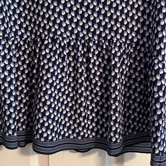 Max Studio. Size M - Picture 4 of 4